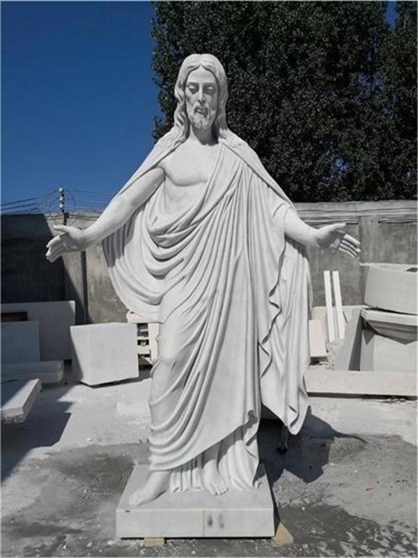 marble jesus statue